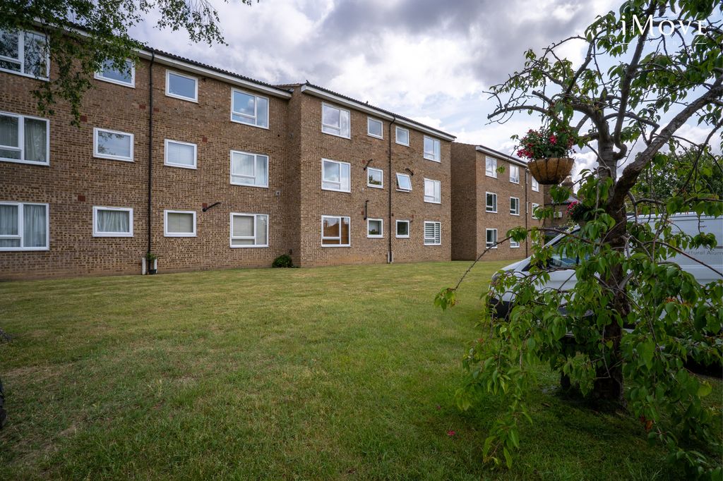 Property photo 3 of 10