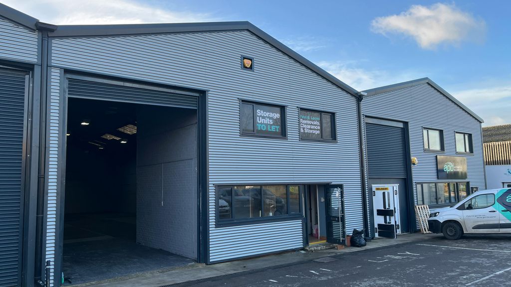 Property photo 3 of 12 Img_E1999.Jpg