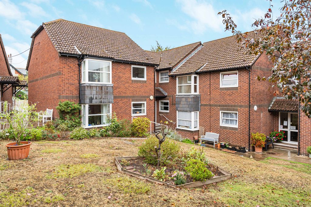 Property photo 1 of 15