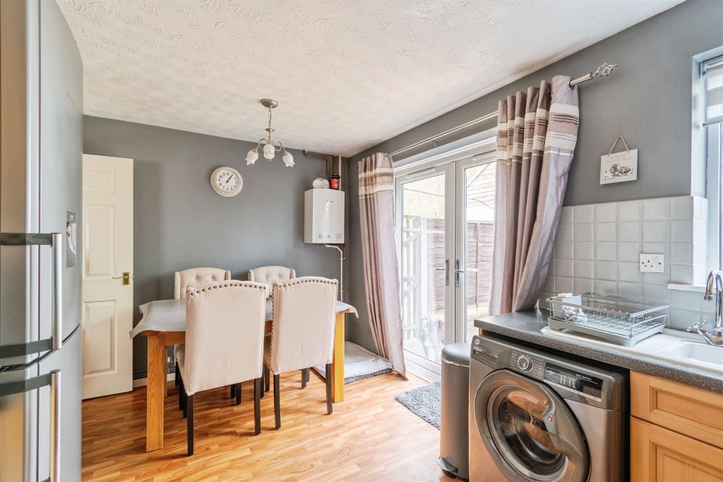 Property photo 3 of 16