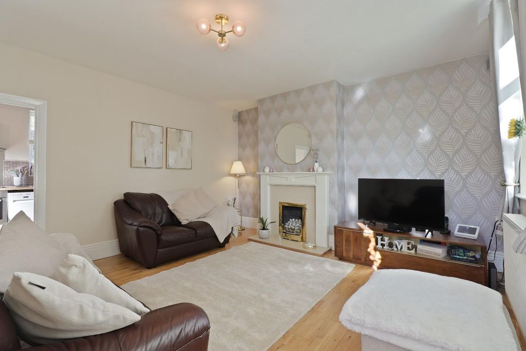 Property photo 3 of 32 Img_8202_1.Jpg
