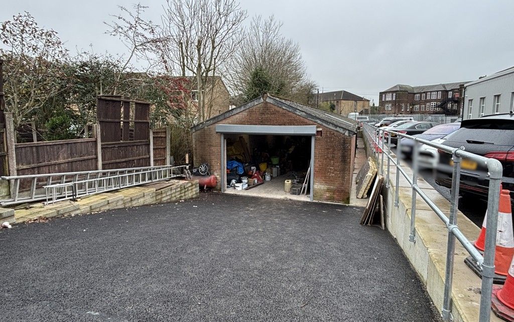 Property photo 1 of 5 Photo 1