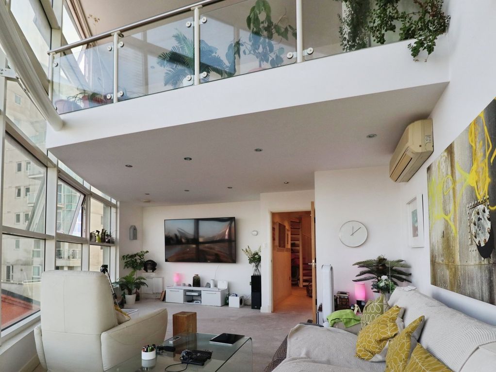 Property photo 3 of 26