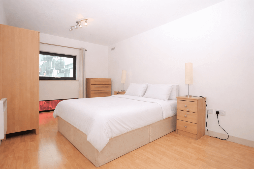 Property photo 3 of 6 Gallery