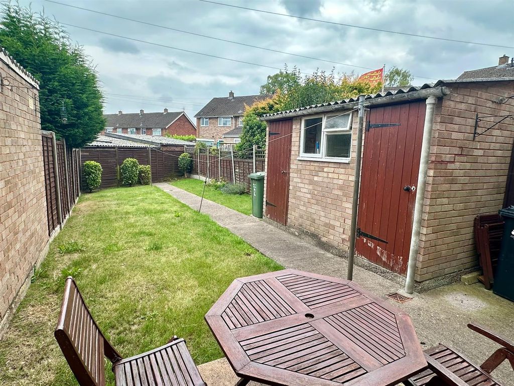 Property photo 2 of 11