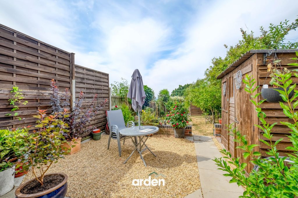 Property photo 2 of 12