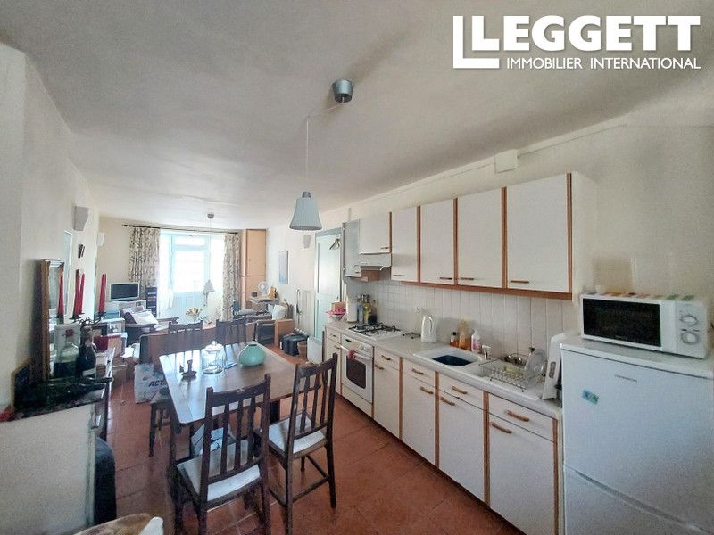 Property photo 3 of 10