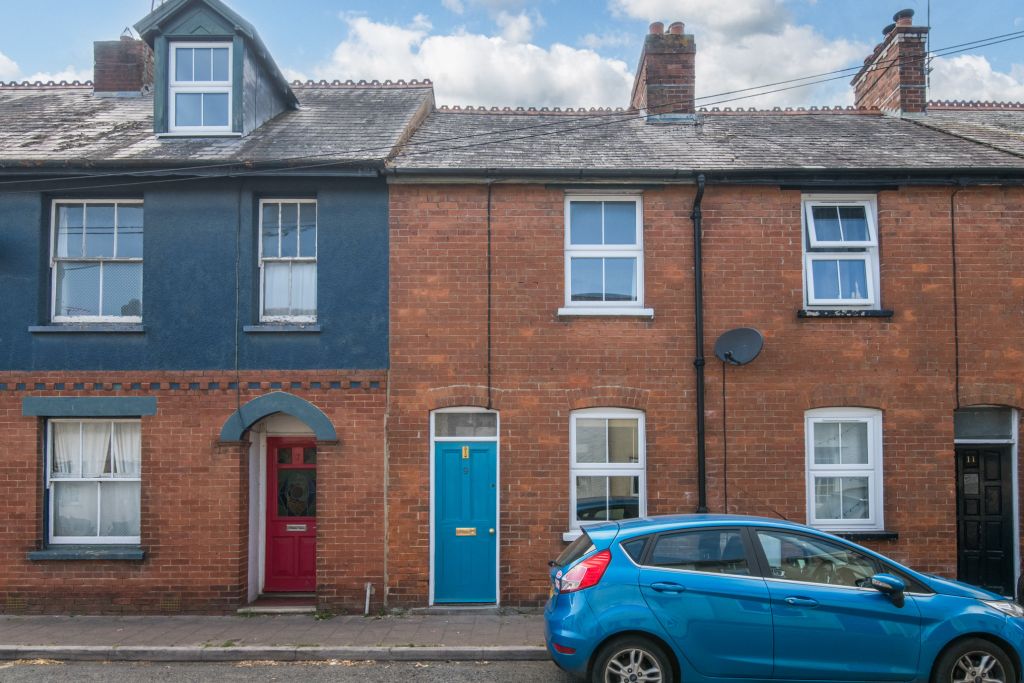 Property photo 1 of 14