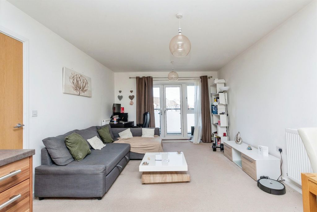 Property photo 1 of 14