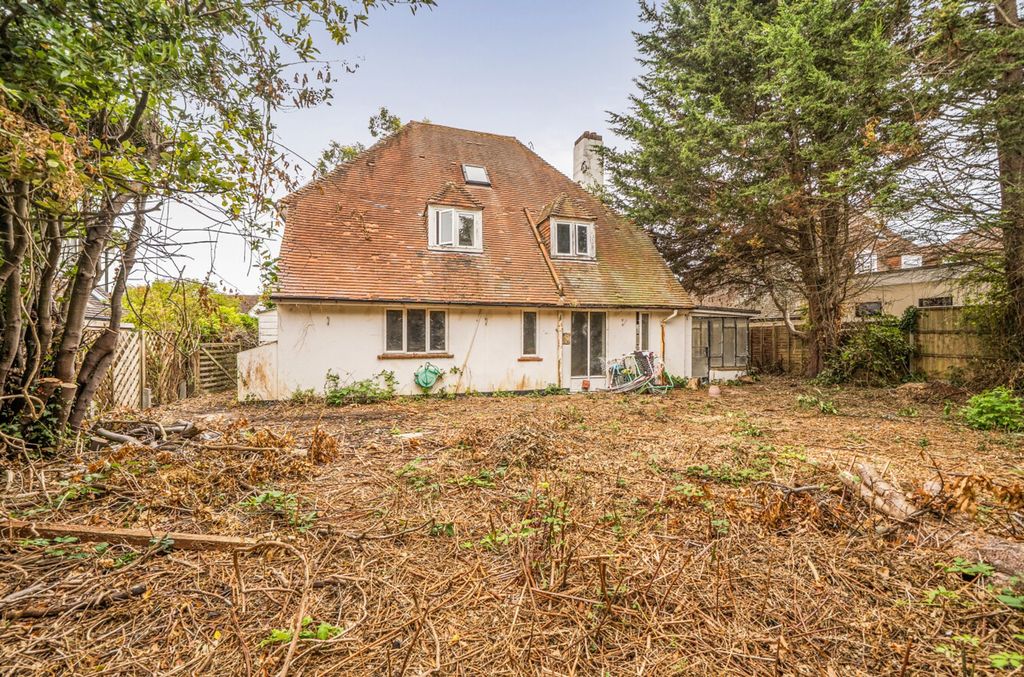 Property photo 3 of 24