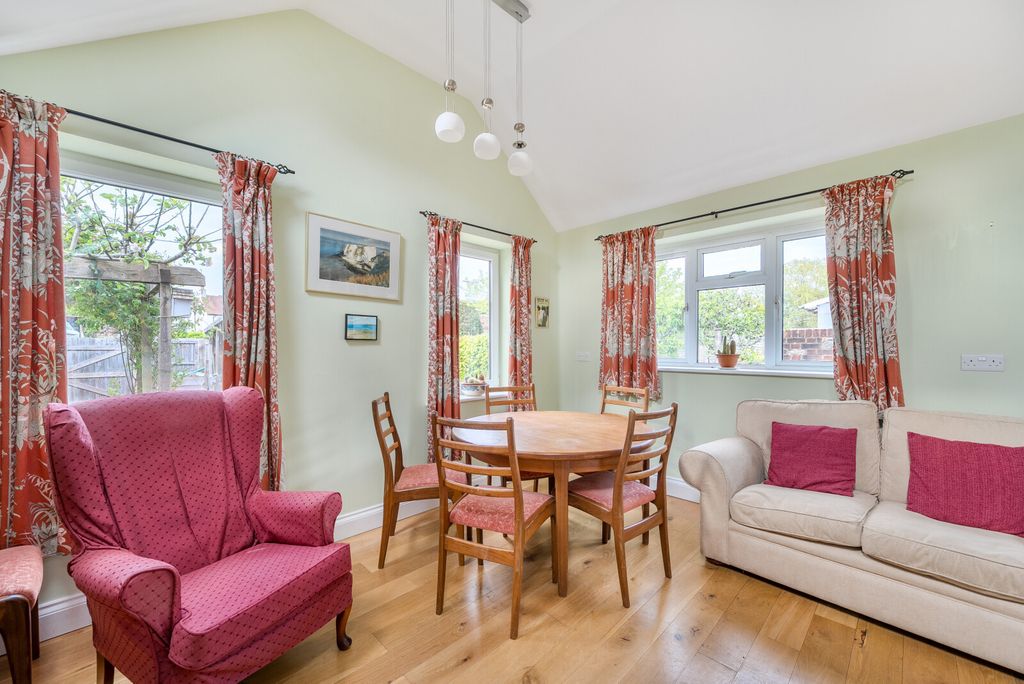 Property photo 2 of 14 1450514-15-69Ef91...