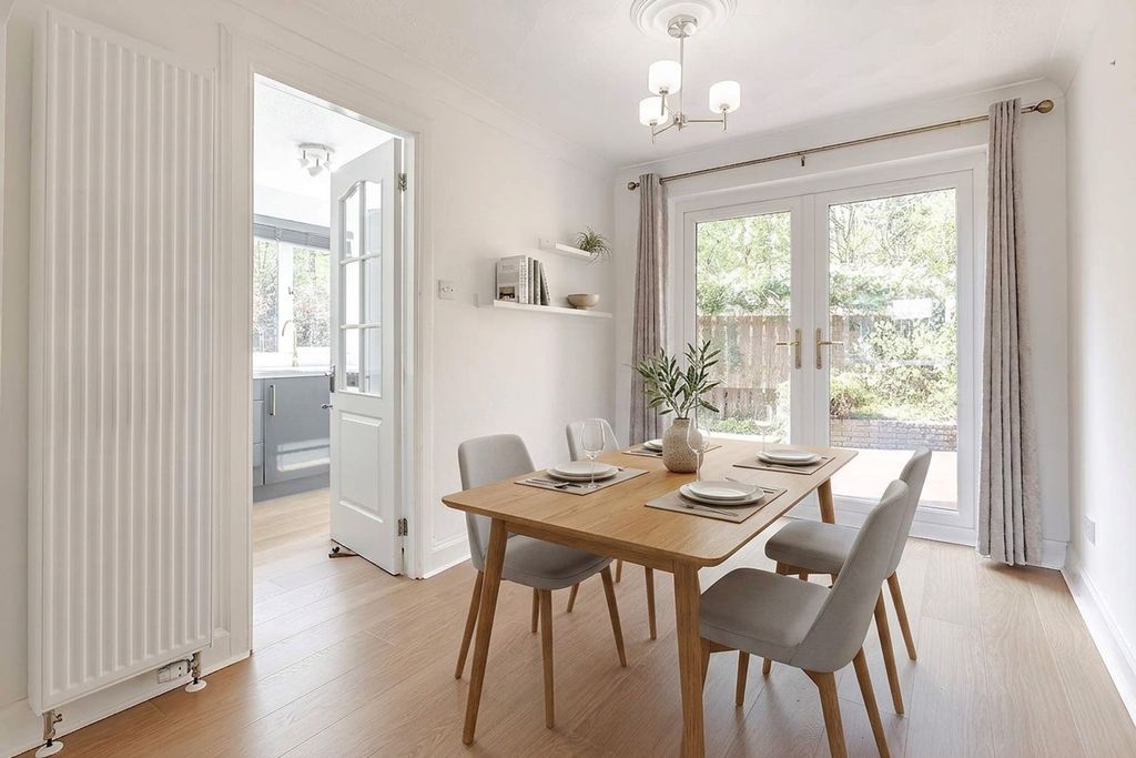 Property photo 3 of 15 Dining Room