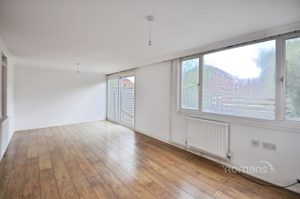 Property photo 2 of 9 Pbox-Img.Jpg