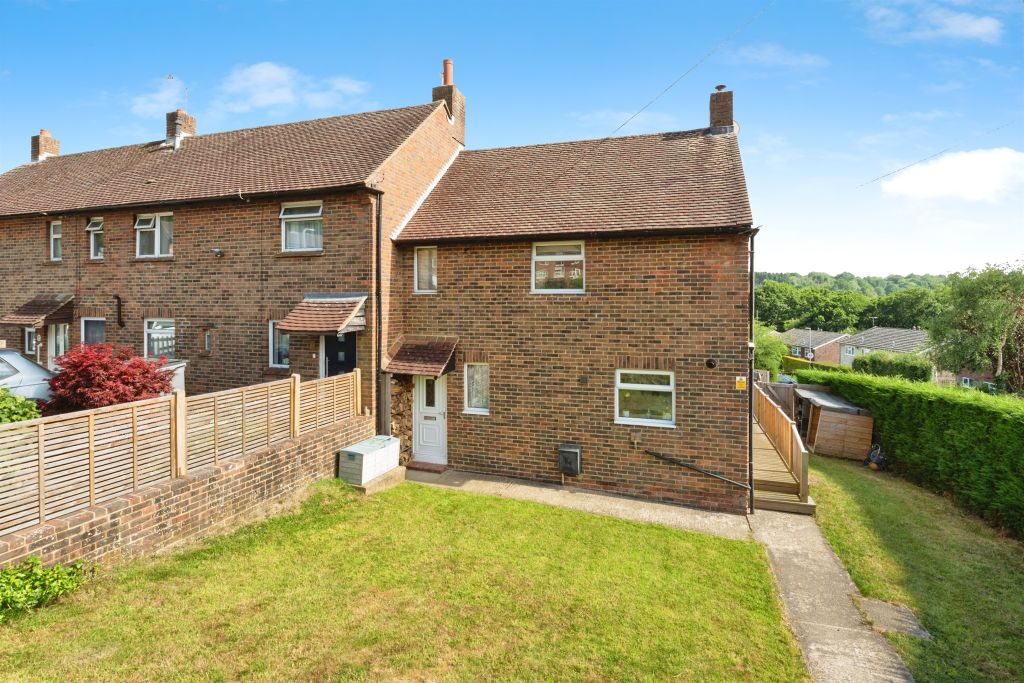 Property photo 1 of 17