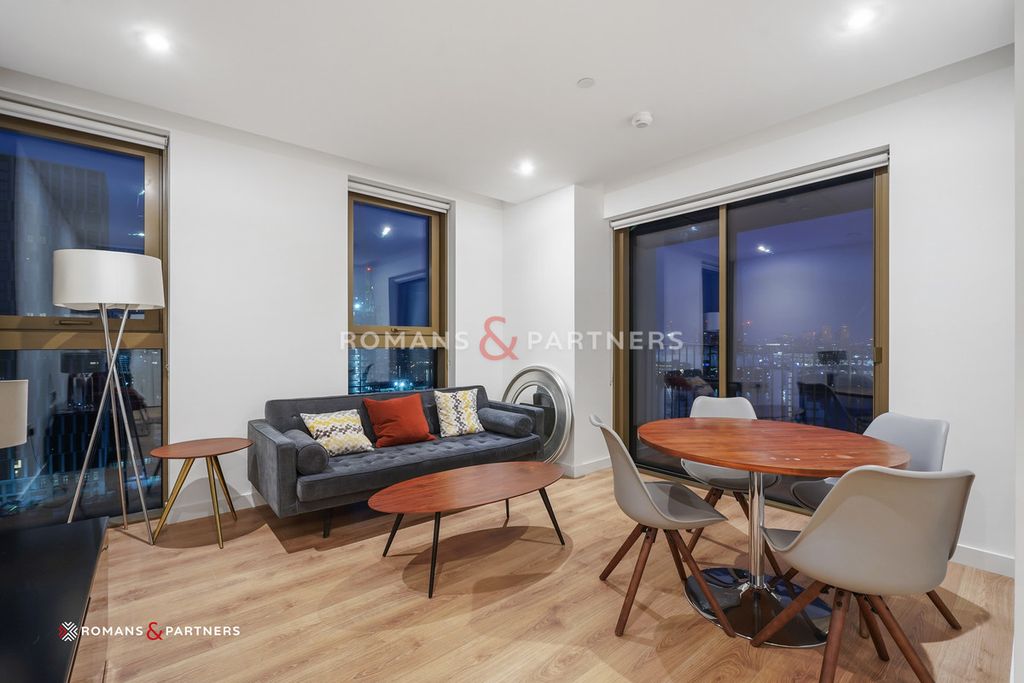 Property photo 3 of 16