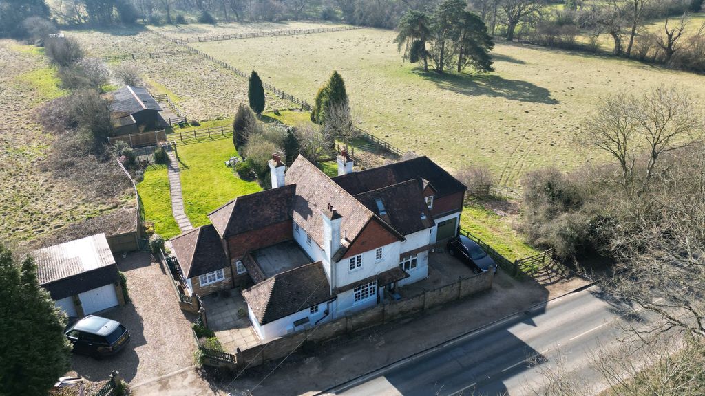 Property photo 2 of 16 Dji_0678.Jpg