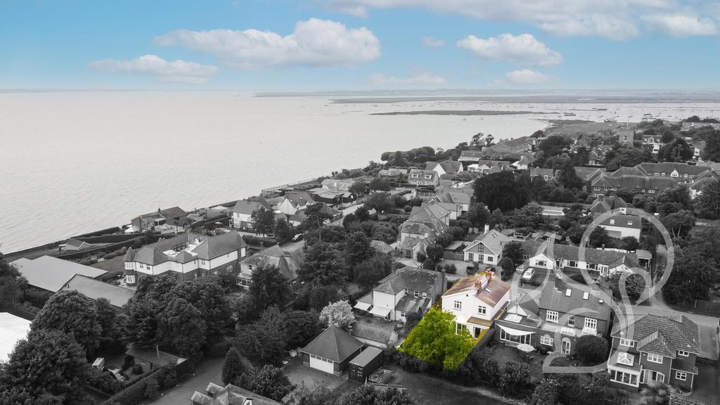 Property photo 3 of 27 Beach Road - Updated Garden Ariel.Jpg