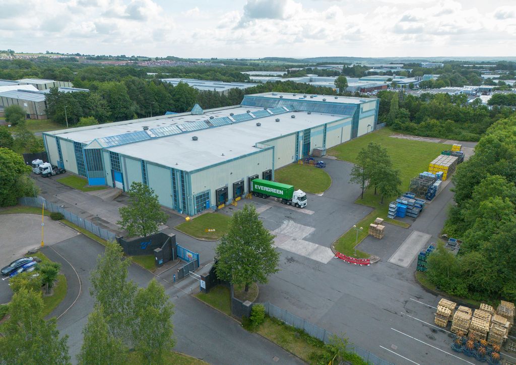 Property photo 2 of 3 Toyota Telford_016.Jpg