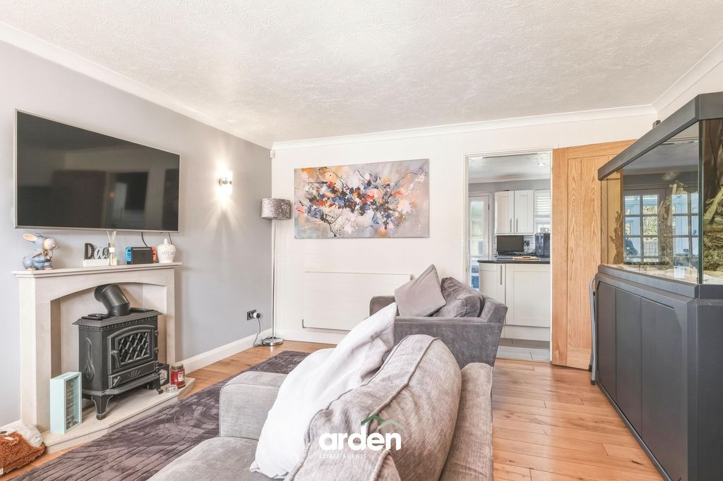 Property photo 2 of 14