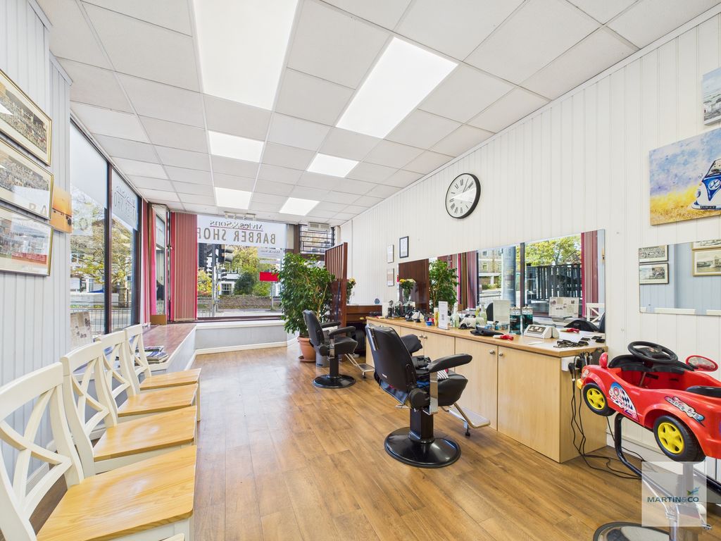 Property photo 1 of 7 Cam03394G0-Pr0385-Still001