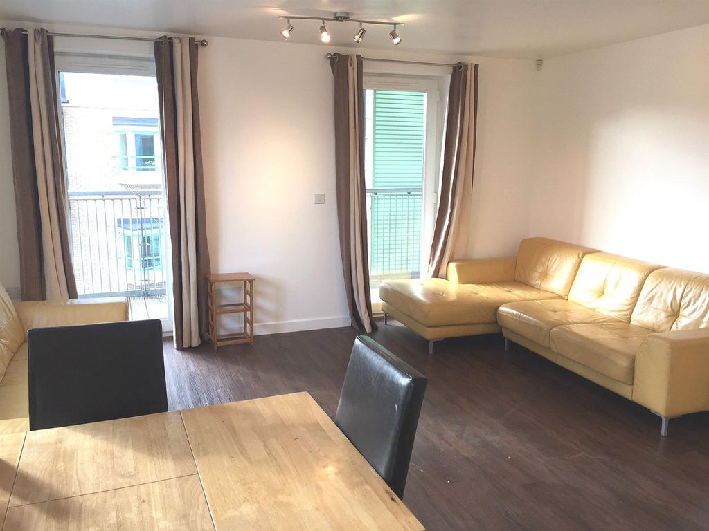 Property photo 1 of 5