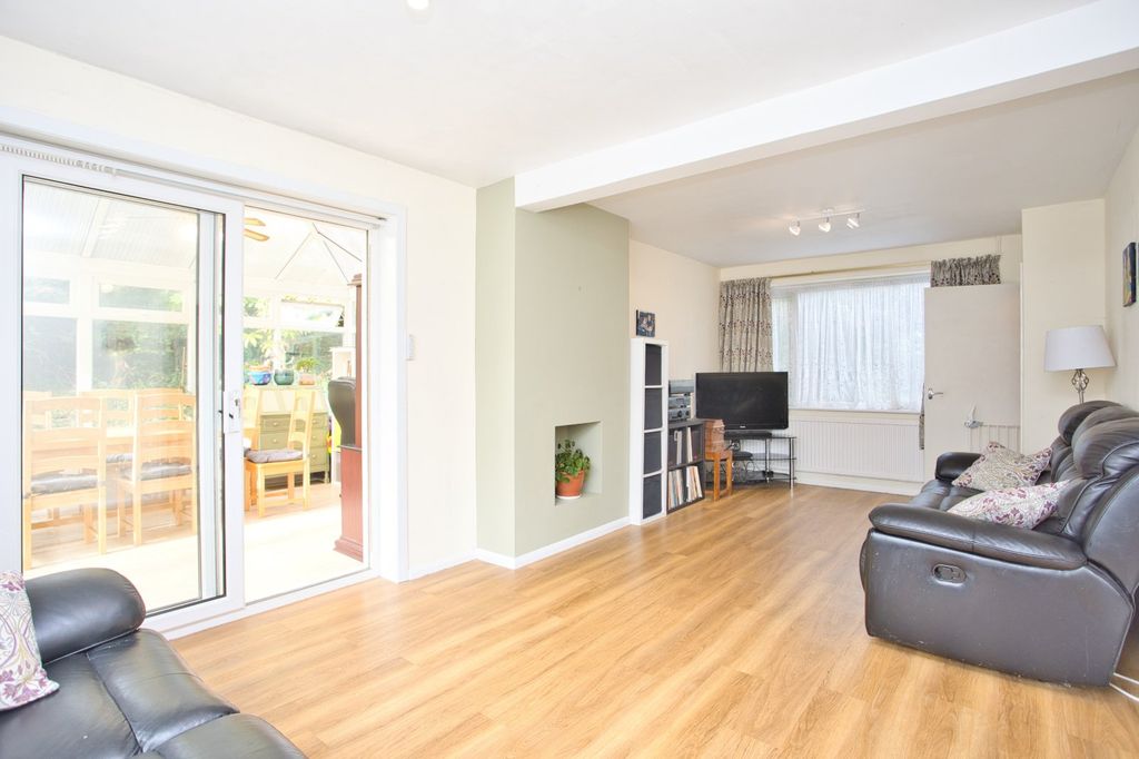 Property photo 2 of 13 Picture 2