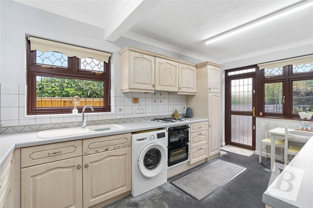 Property photo 3 of 14 Kitchen/Diner