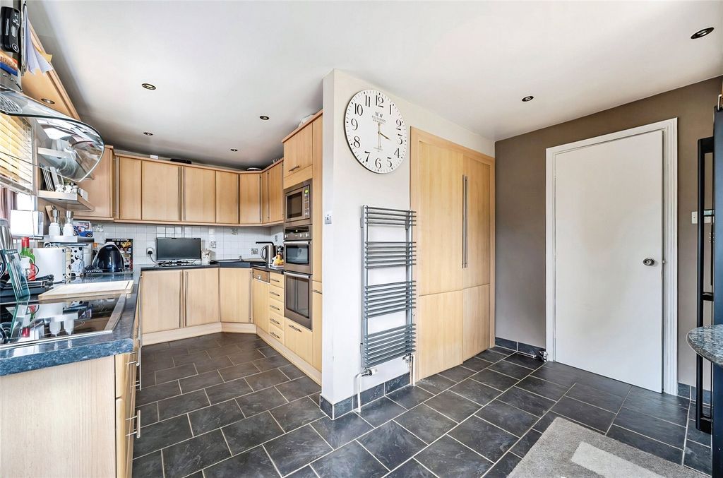 Property photo 3 of 20 Picture No. 26