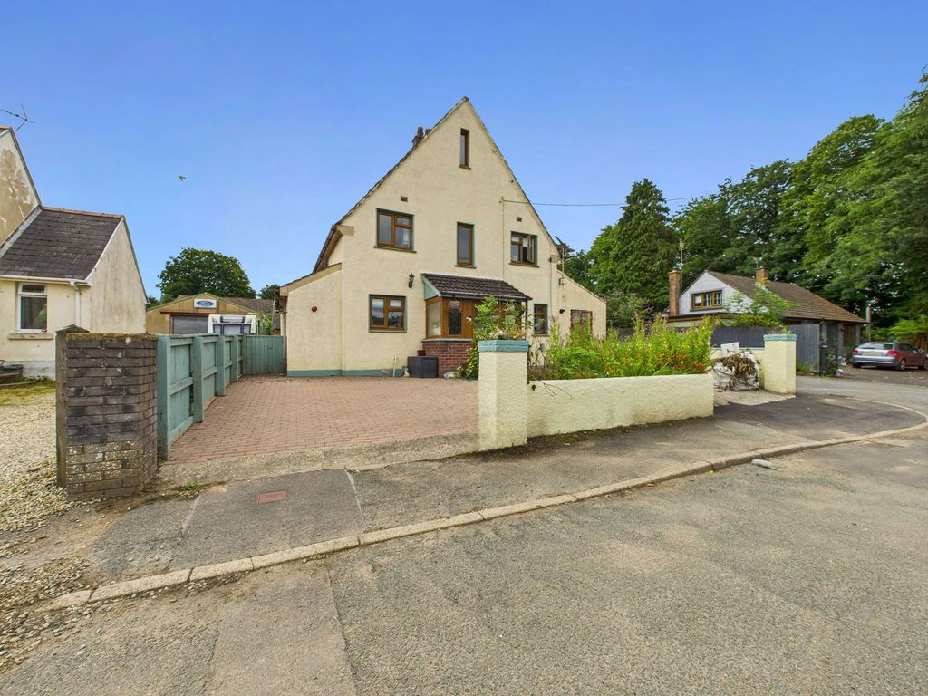 Property photo 1 of 25