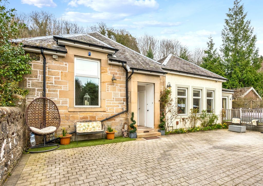 Property photo 1 of 22