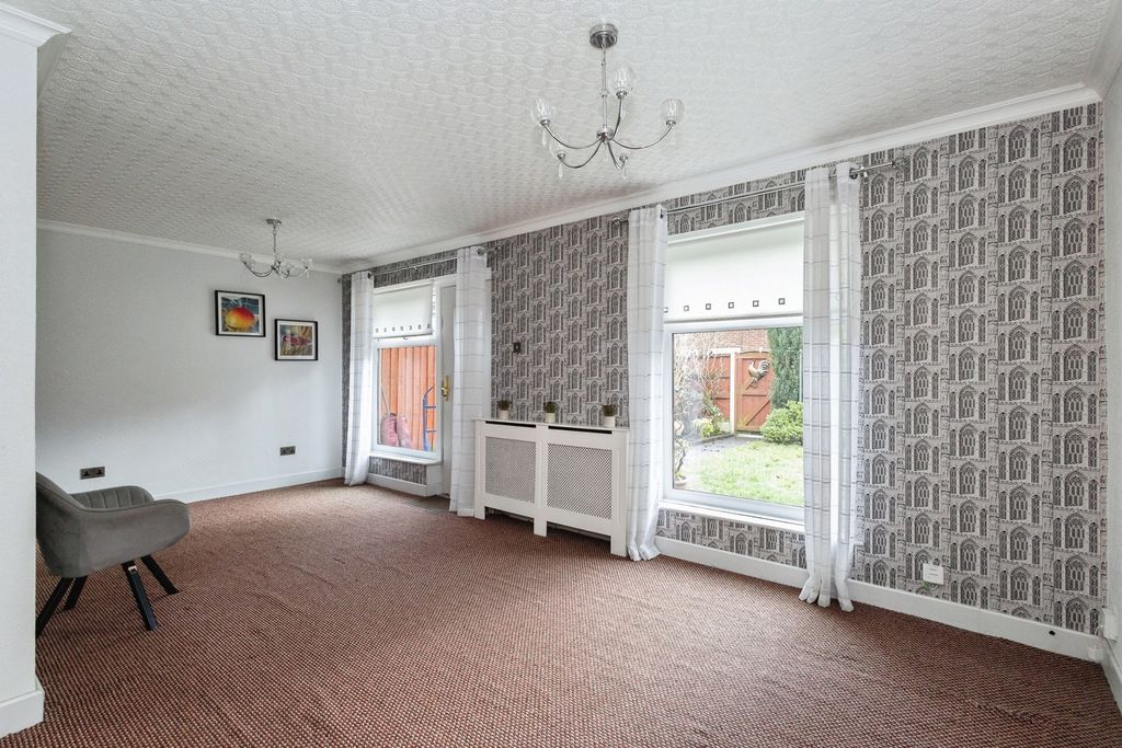 Property photo 2 of 15 Pbox-Img.Jpg