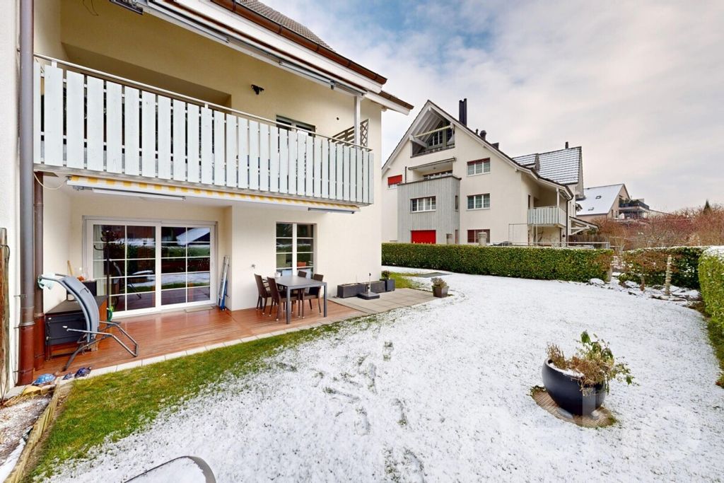 Property photo 3 of 12