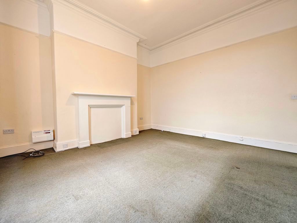 Property photo 3 of 11 Photo 3