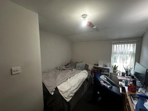 Property photo 3 of 8 9325377.Jpg