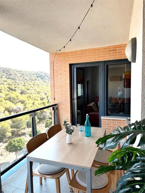 Property photo 1 of 50