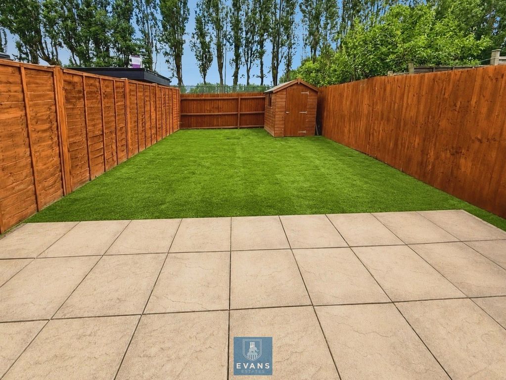 Property photo 3 of 17 Artist Impression Garden