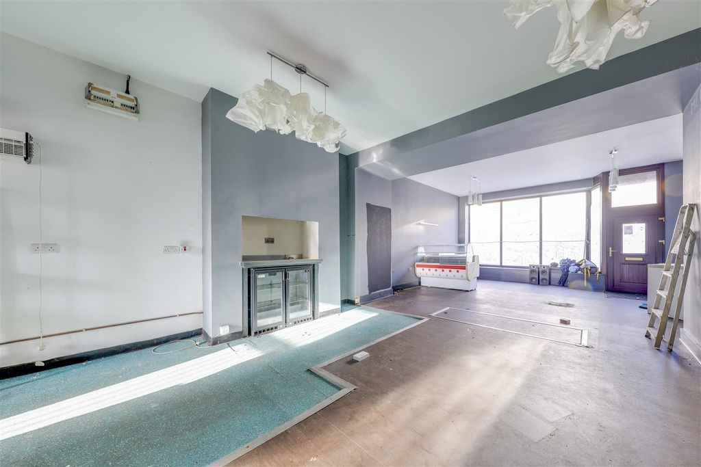 Property photo 3 of 25 Shop Floor Alt