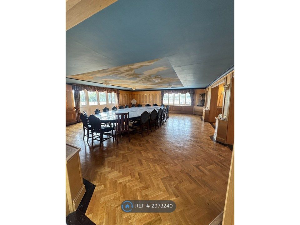Property photo 1 of 33 Dining Room
