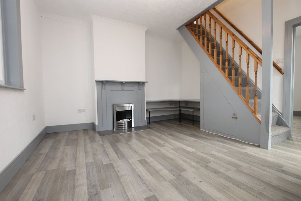 Property photo 2 of 11 Img_0312.Jpg