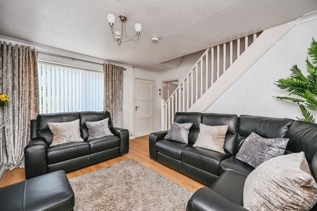 Property photo 3 of 18 Pbox-Img.Jpg