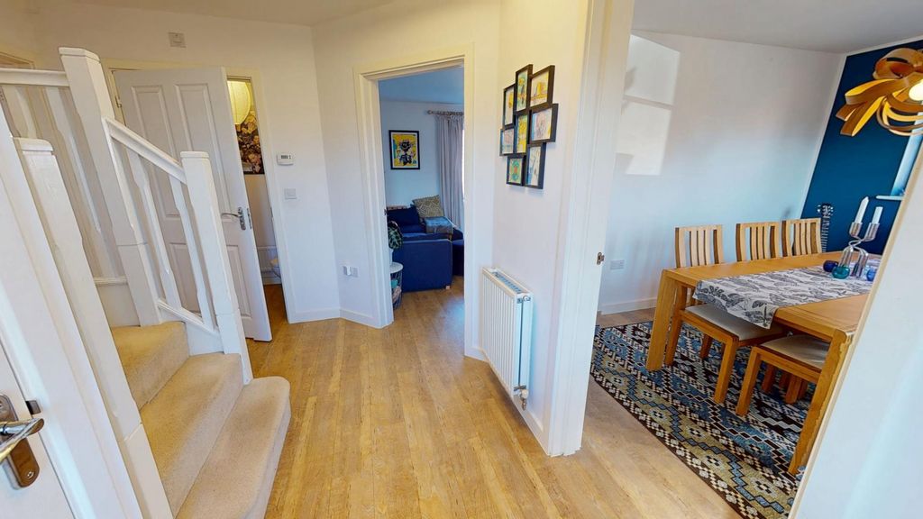 Property photo 2 of 20 Photo 14