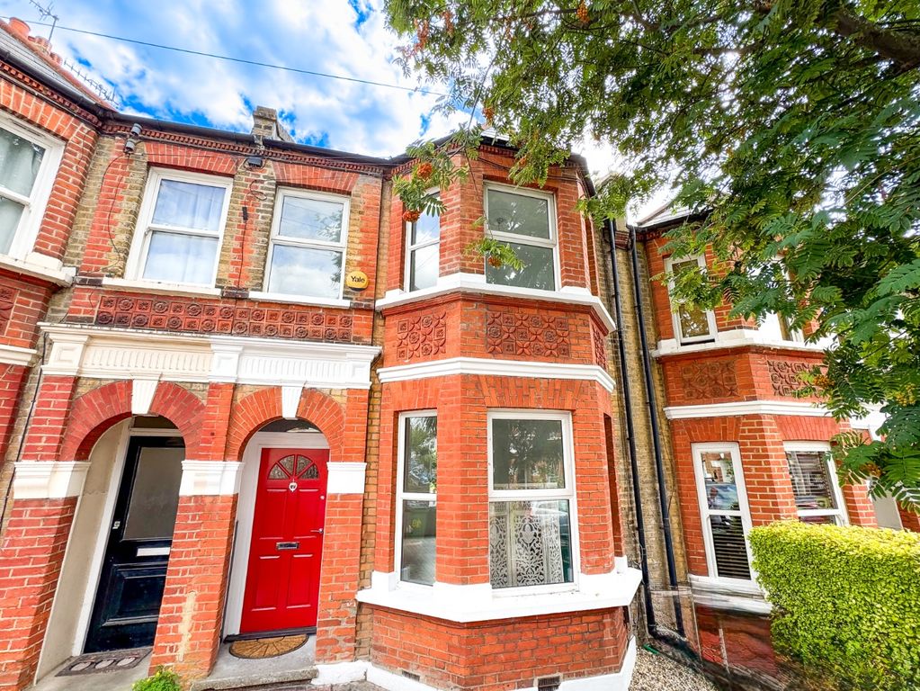 Property photo 1 of 15 4366940