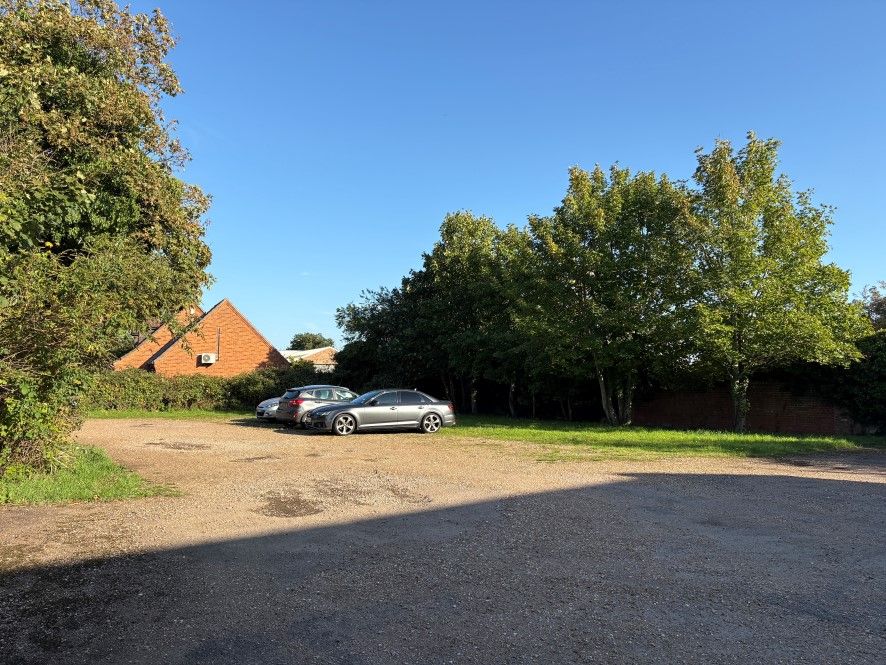 Property photo 2 of 12