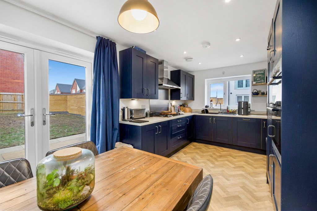 Property photo 3 of 28 Kitchen Diner