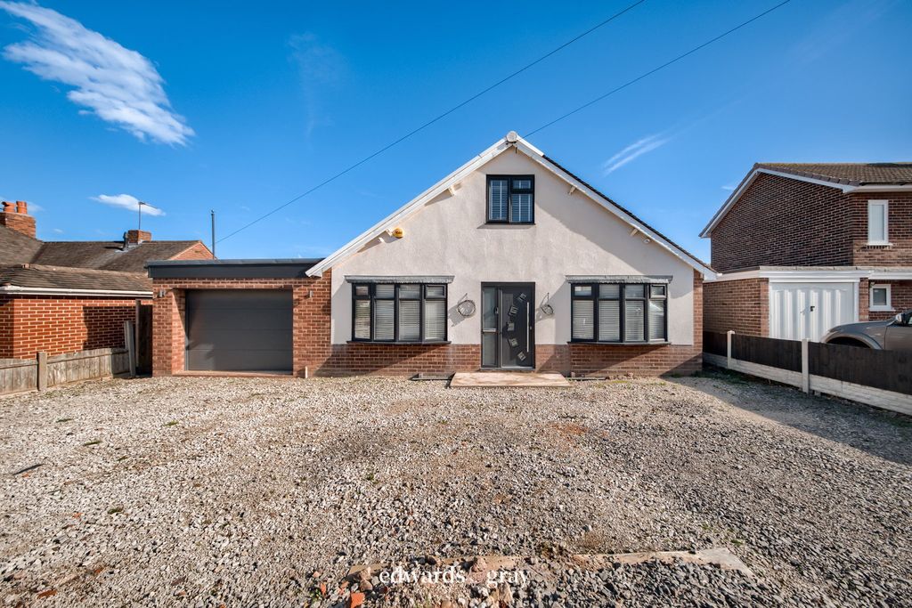 Property photo 1 of 33