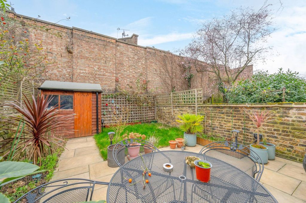 Property photo 3 of 15