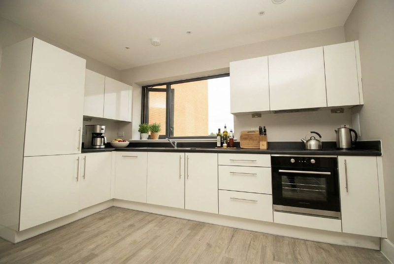 Property photo 3 of 9 Gallery