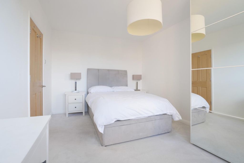 Property photo 3 of 20 2.Jpg