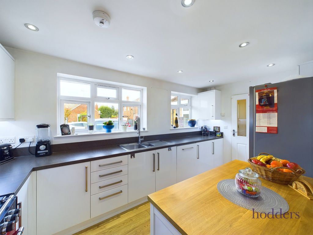 Property photo 3 of 29 Picture No. 20