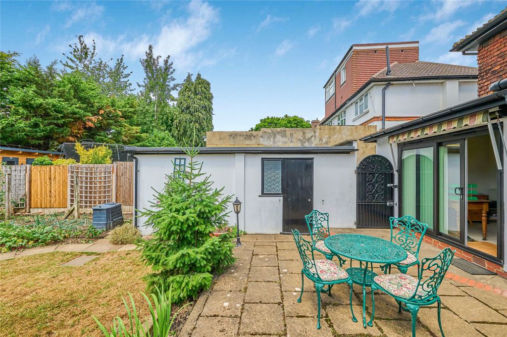 Property photo 2 of 17 Picture No. 02